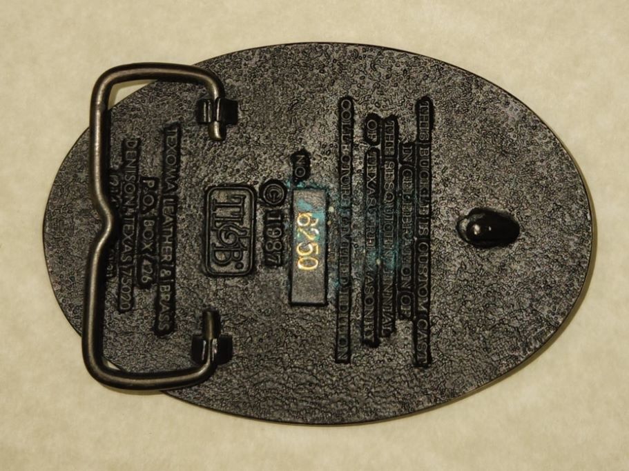 [Buckle Pic Missing] (Click here)